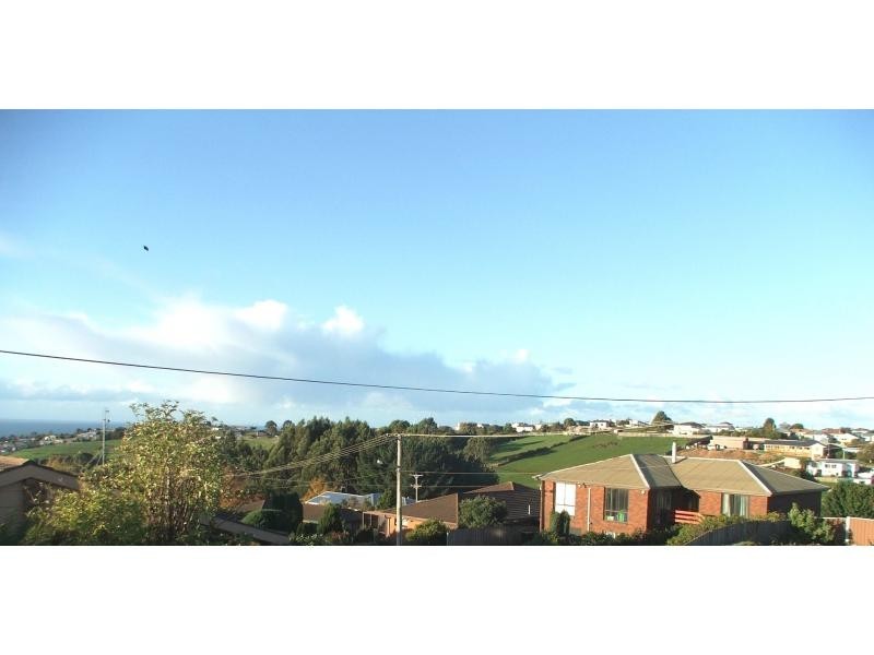 2 Oonah Street North, Burnie TAS 7320
