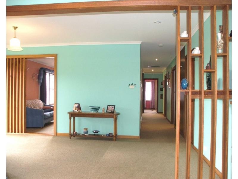 60 Curraghmore Avenue, Burnie TAS 7320