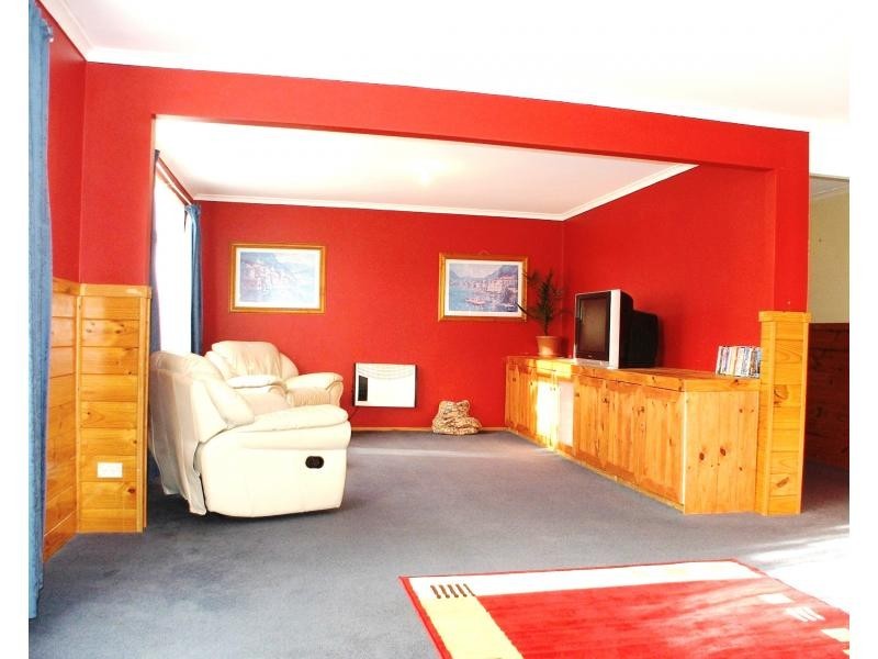 12 Jackson Street, Wynyard TAS 7325