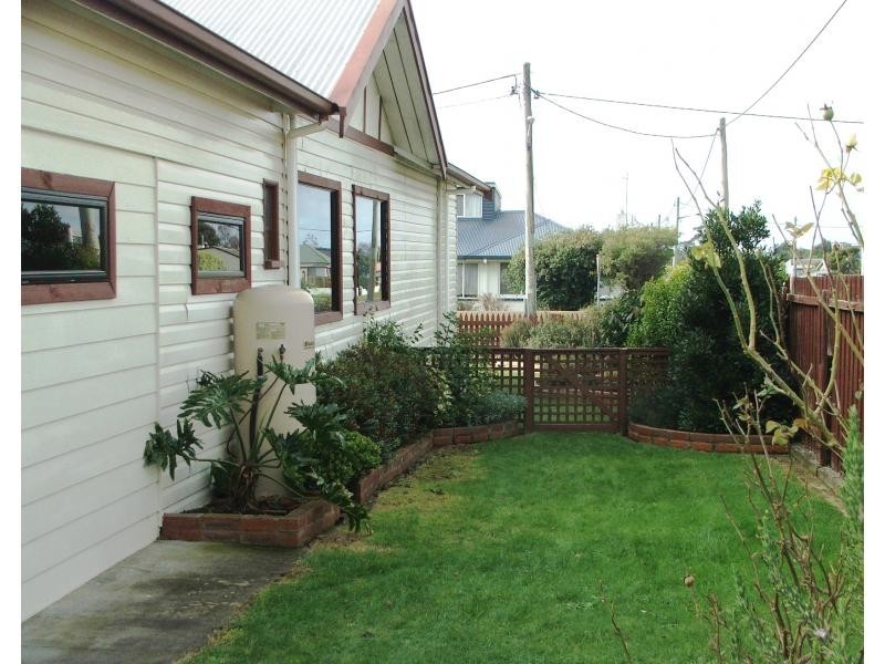 12 Jackson Street, Wynyard TAS 7325