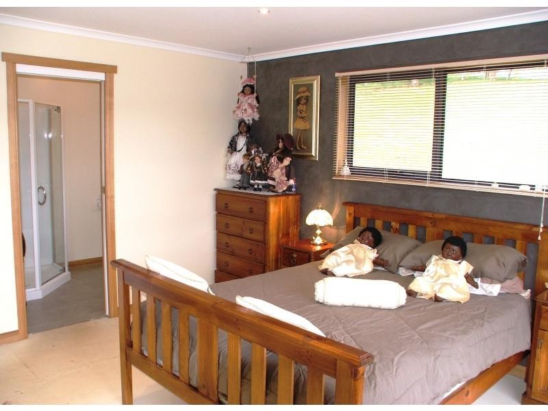 5 Southwood Avenue, Penguin TAS 7316