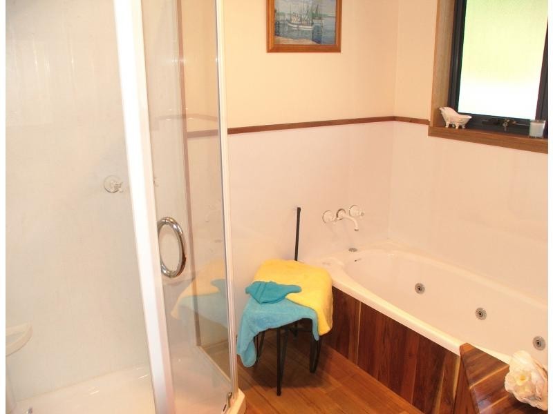 5 Southwood Avenue, Penguin TAS 7316