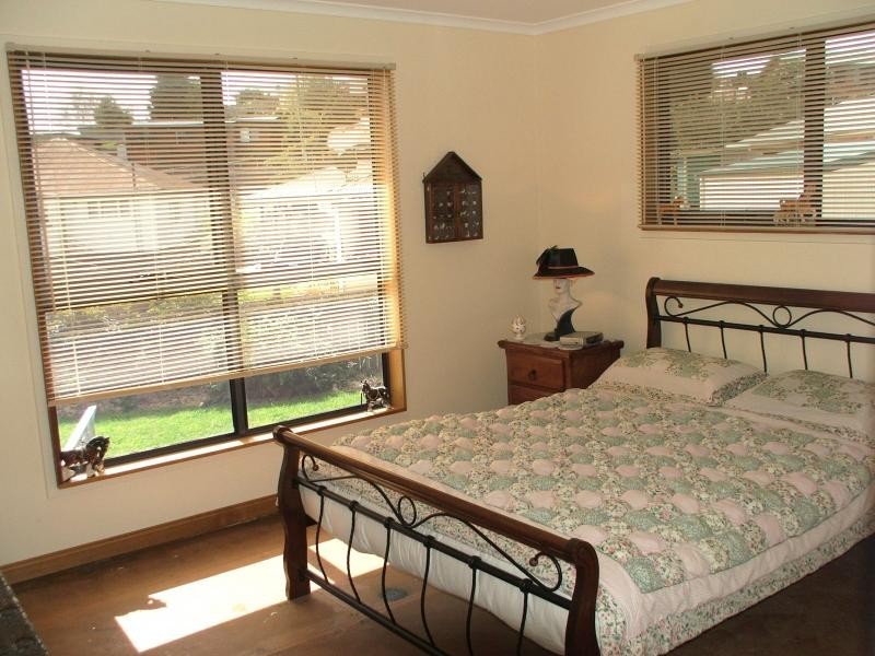 5 Southwood Avenue, Penguin TAS 7316