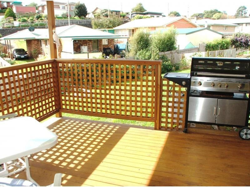 5 Southwood Avenue, Penguin TAS 7316