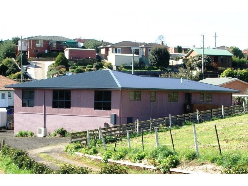 5 Southwood Avenue, Penguin TAS 7316