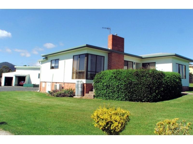 25 Pine Road, Penguin TAS 7316