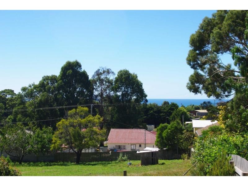 47 Deviation Road, Penguin TAS 7316