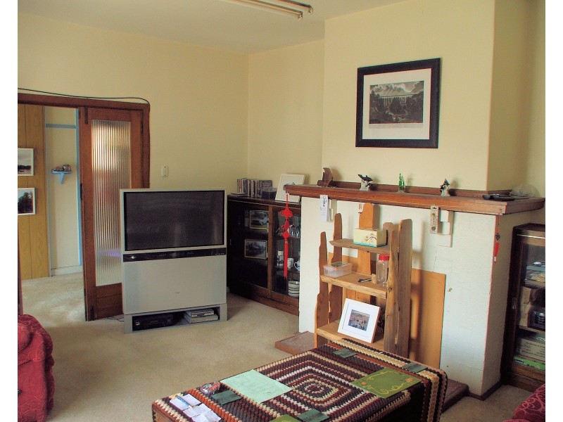 9 Edwardes St, South Burnie TAS 7320