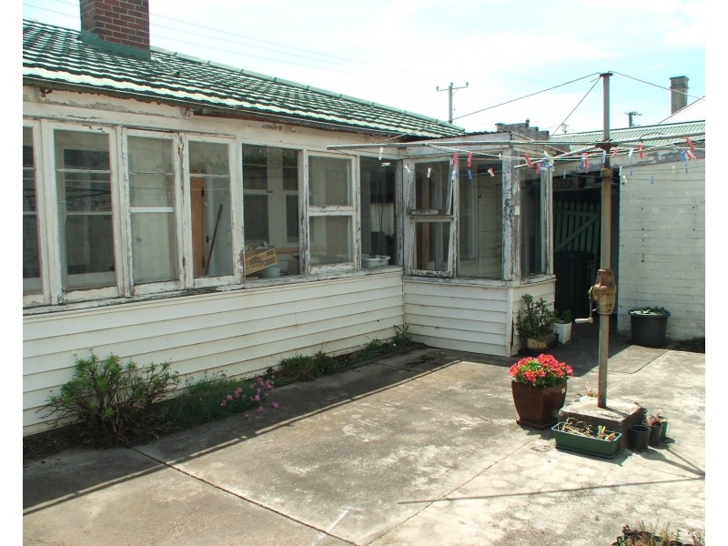 9 Edwardes St, South Burnie TAS 7320