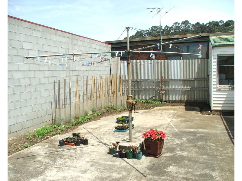 9 Edwardes St, South Burnie TAS 7320