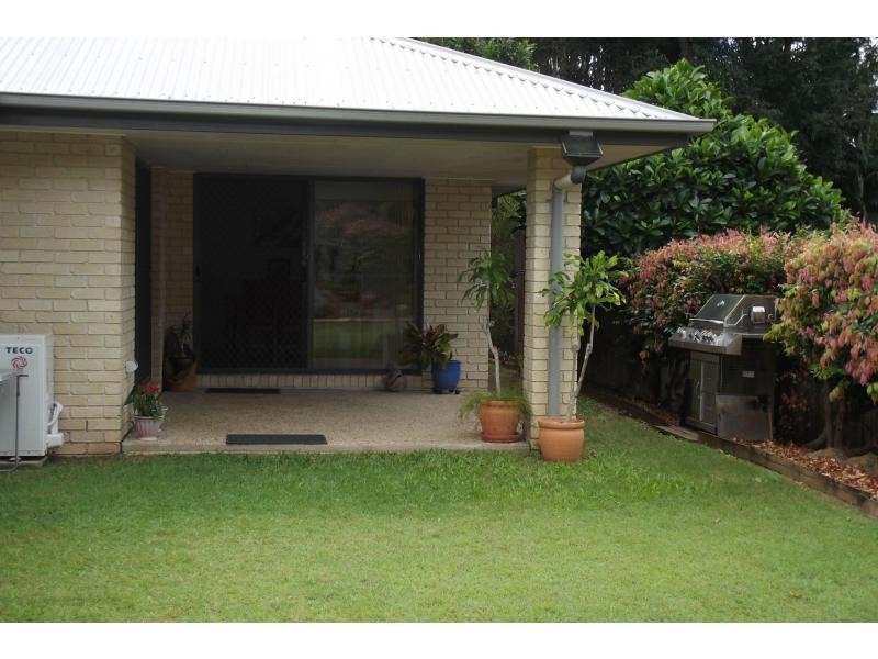 10 Davey Drive, Woombye QLD 4559