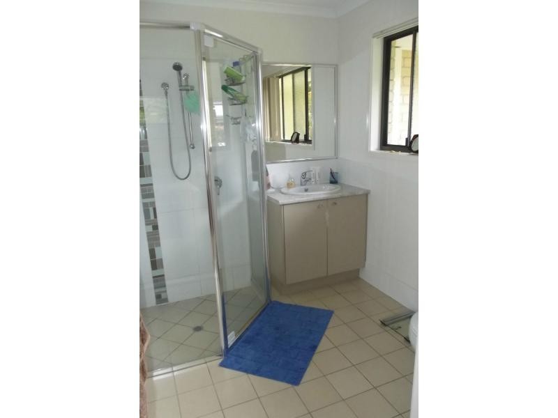 10 Davey Drive, Woombye QLD 4559