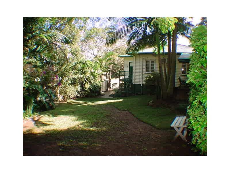 5-7 Dinmore Street, Woombye QLD 4559
