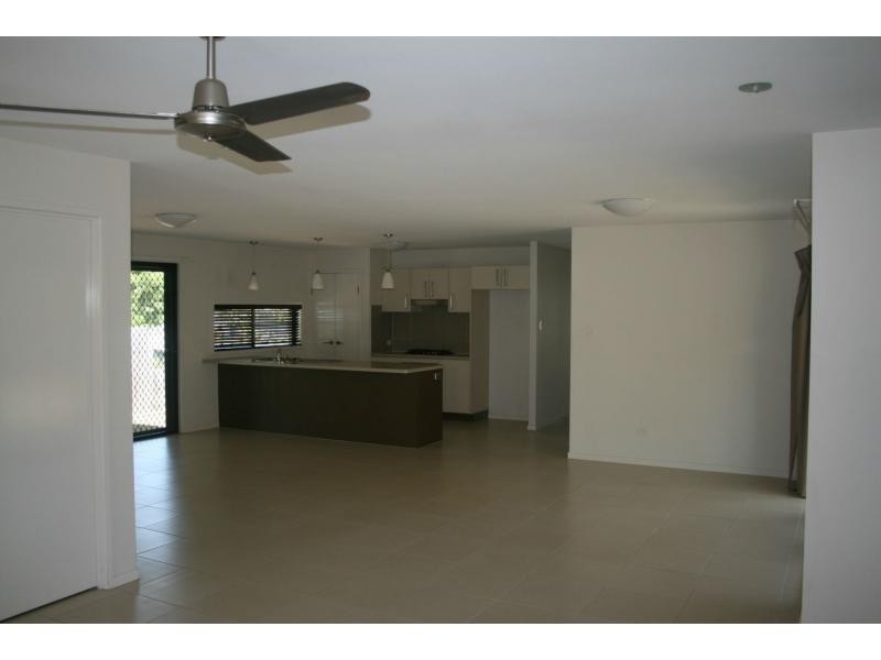 5 McClintock Place, Woombye QLD 4559