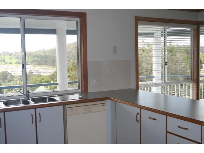 2 Eversleigh Court, Nambour QLD 4560