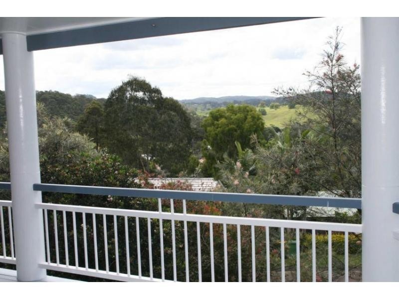 2 Eversleigh Court, Nambour QLD 4560
