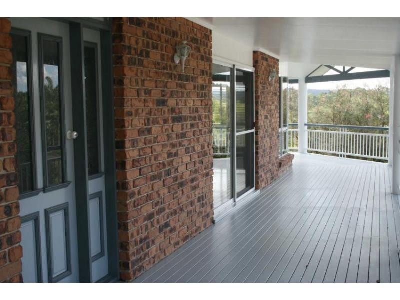2 Eversleigh Court, Nambour QLD 4560