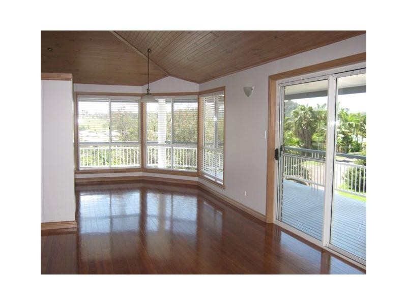 2 Eversleigh Court, Nambour QLD 4560