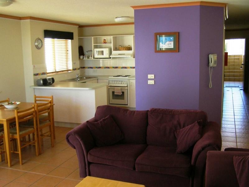 3/566 Esplanade, Urangan QLD 4655