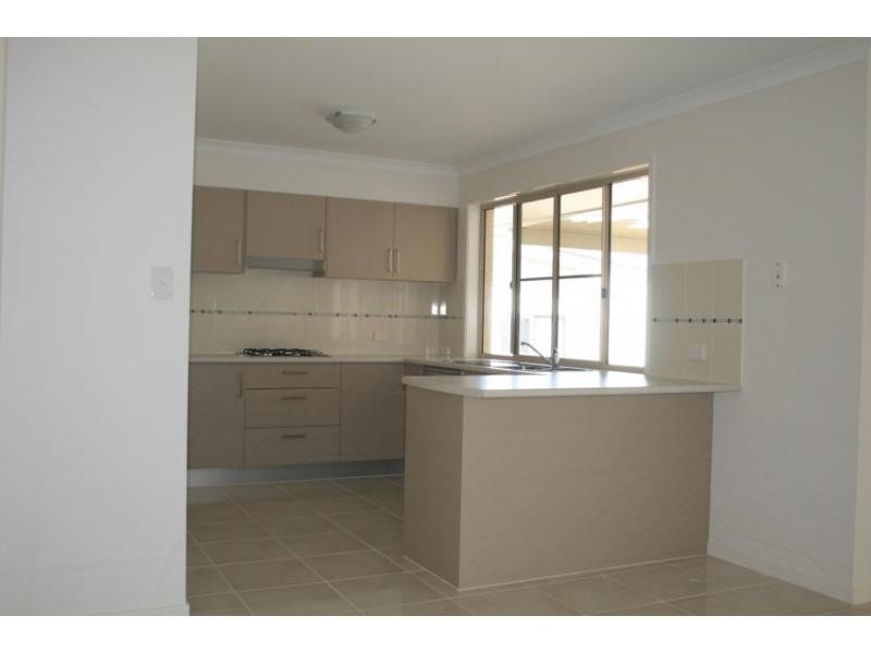 7 Charlton Court, Burnside QLD 4560