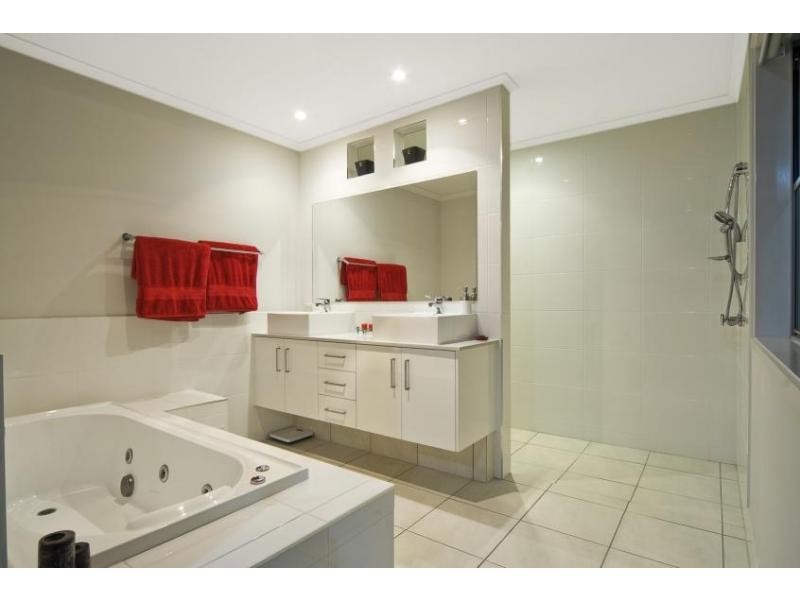 18 Rimmel Place, Palmwoods QLD 4555