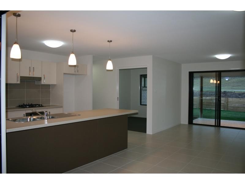 5 McClintock Place, Woombye QLD 4559