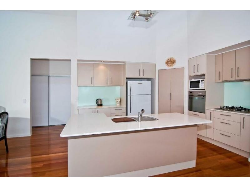 11 Gallows Place, Palmwoods QLD 4555