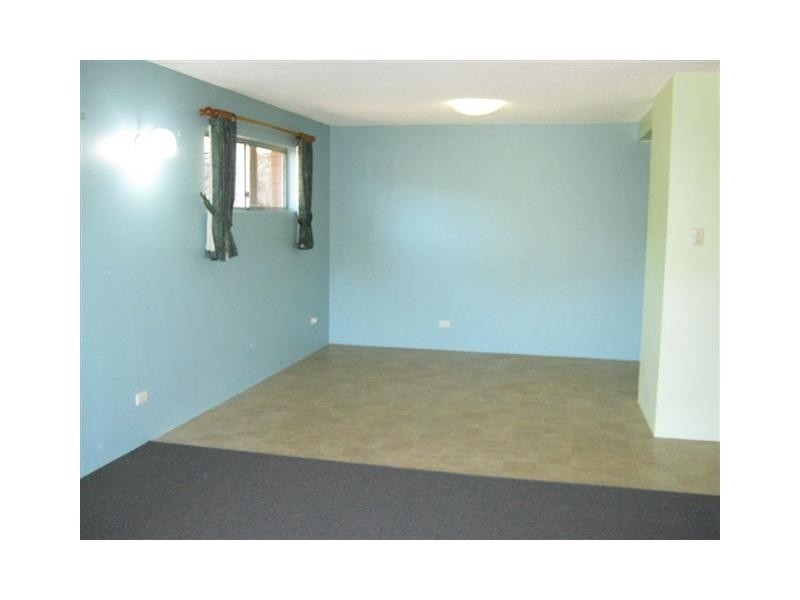 Unit 2/9 Lamington Terrace, Nambour QLD 4560