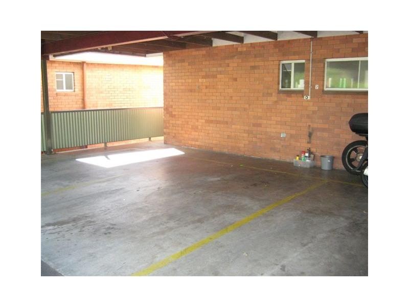Unit 2/9 Lamington Terrace, Nambour QLD 4560