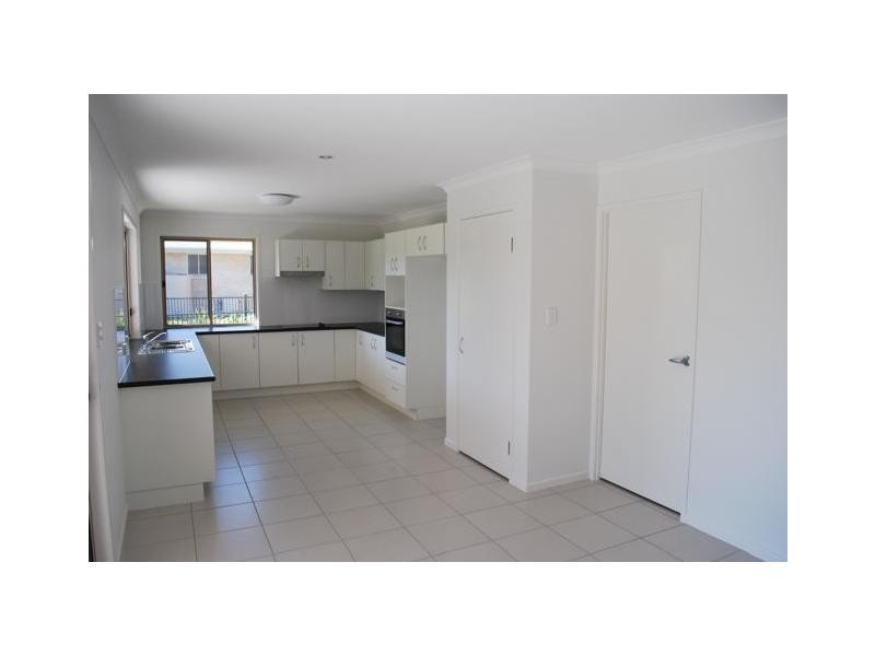 9 Wallace Close, Coes Creek QLD 4560