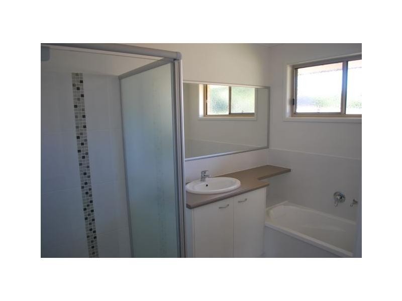 9 Wallace Close, Coes Creek QLD 4560