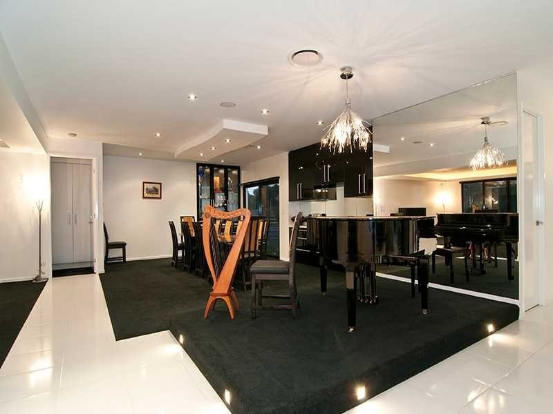 Forest Glen QLD 4556