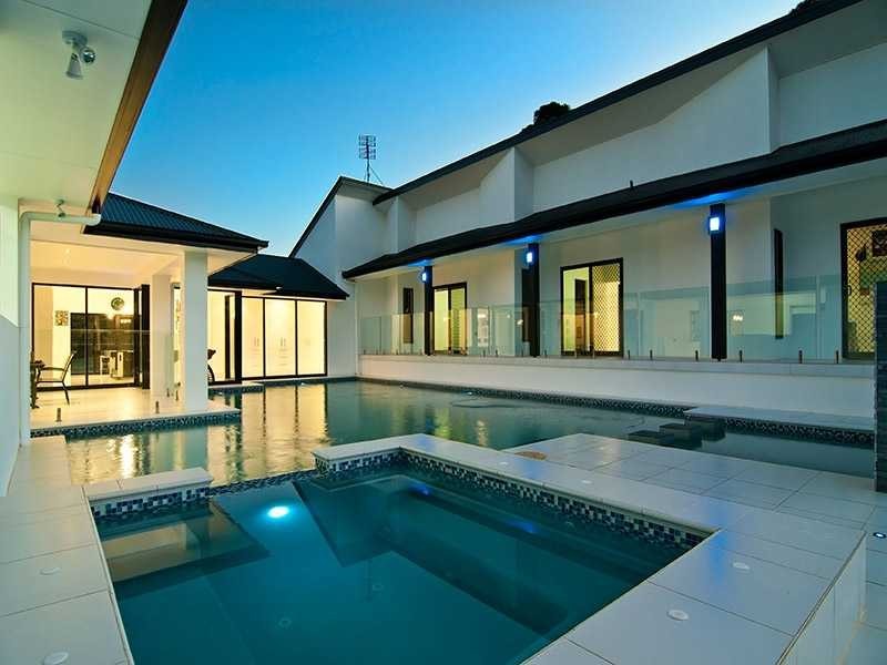 Forest Glen QLD 4556