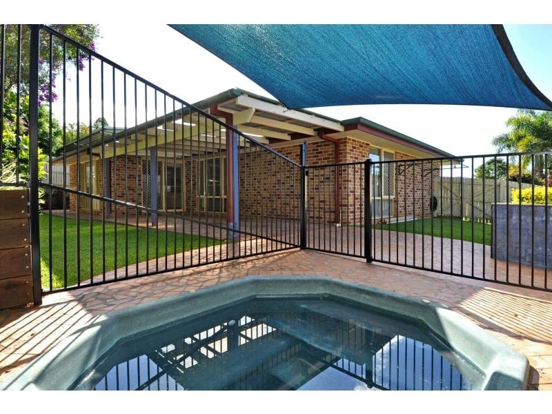 6 Kings Place, Burnside QLD 4560