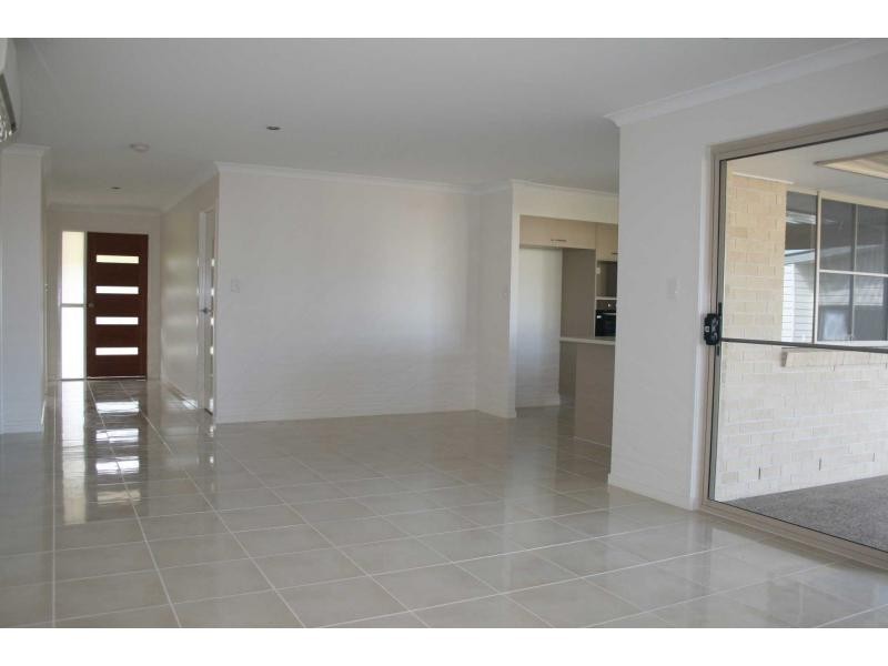 7 Charlton Court, Nambour QLD 4560