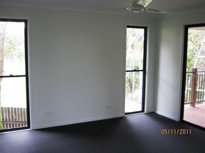 1 Kerrs Lane, Coes Creek, Nambour QLD 4560