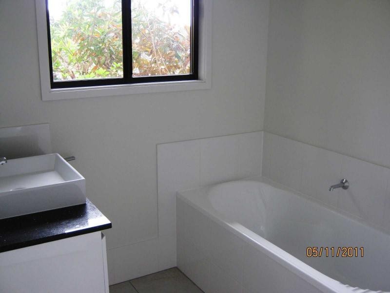 1 Kerrs Lane, Coes Creek, Nambour QLD 4560