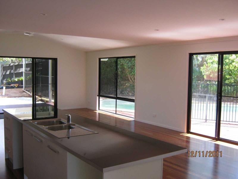 1 Kerrs Lane, Coes Creek, Nambour QLD 4560