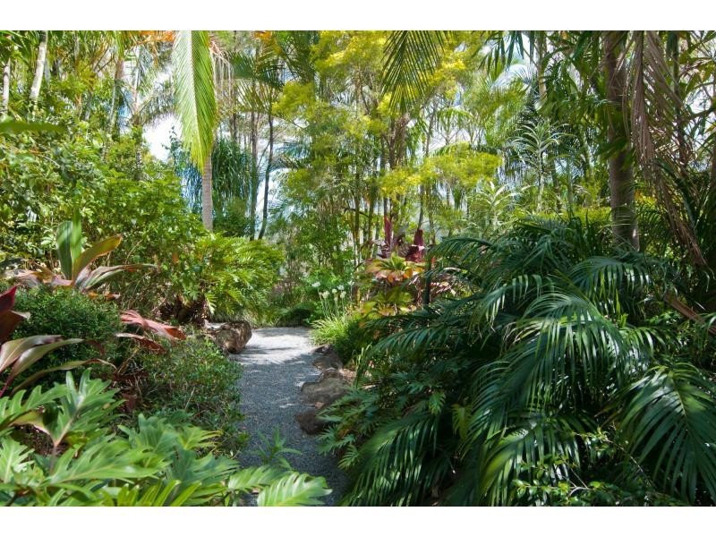 Dulong QLD 4560