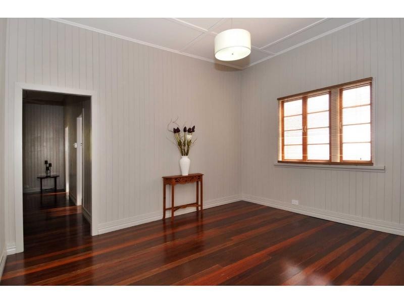 16 Lamington Terrace, Nambour QLD 4560
