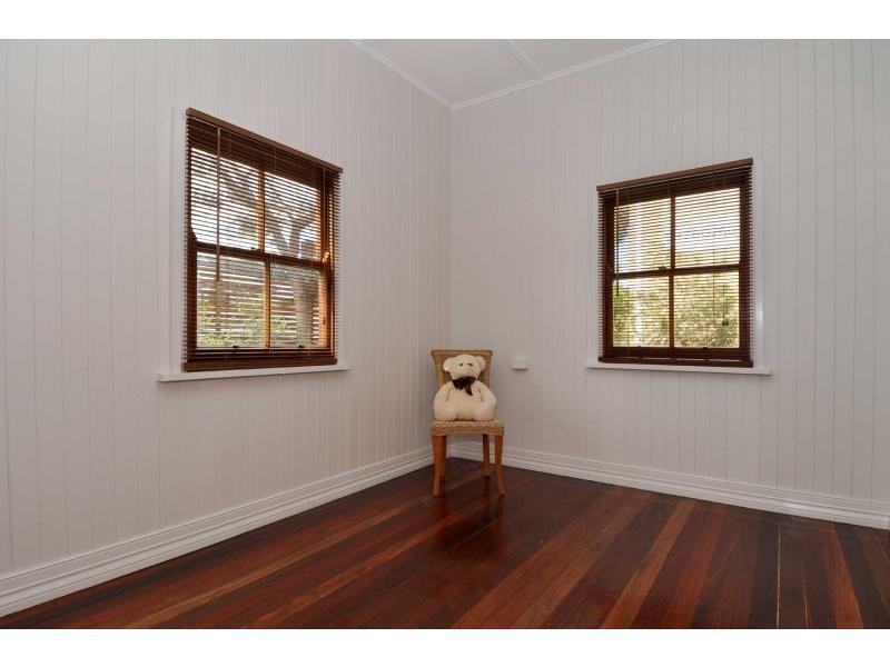 16 Lamington Terrace, Nambour QLD 4560