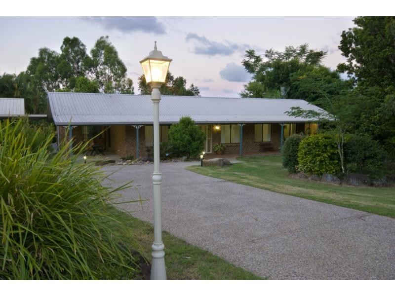 Rosemount QLD 4560