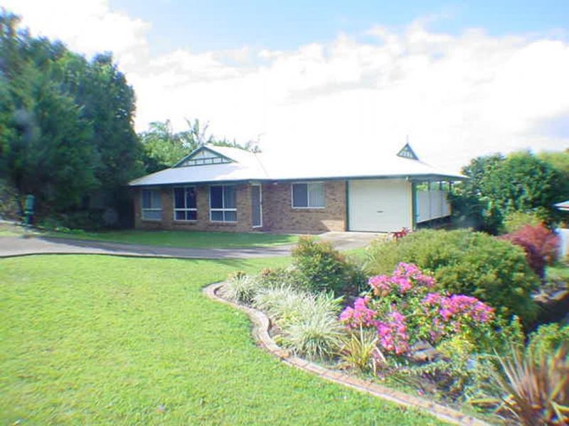 5 Homestead Place, Woombye QLD 4559