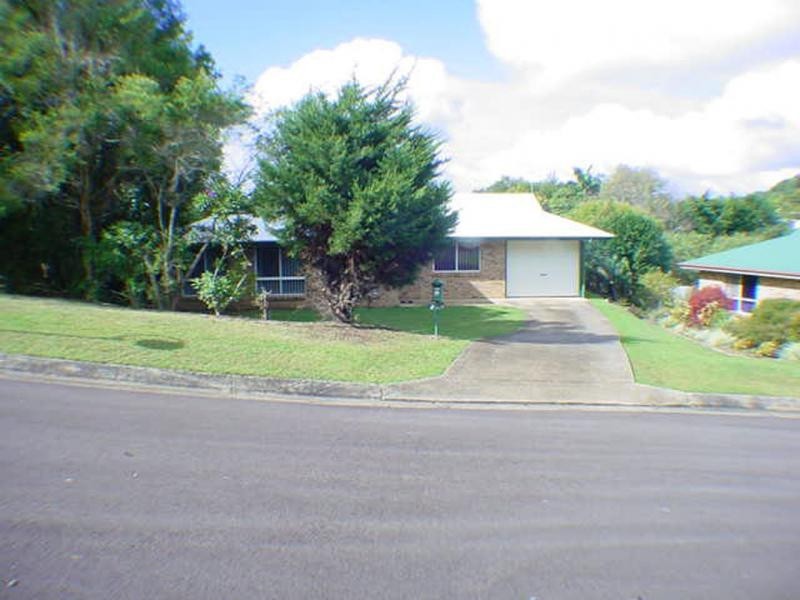 5 Homestead Place, Woombye QLD 4559
