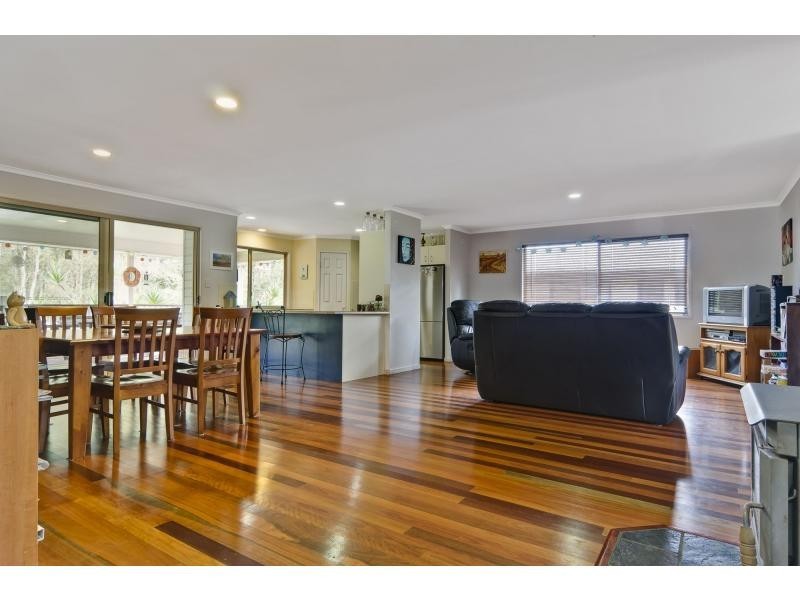 16 Corey Court, Palmwoods QLD 4555