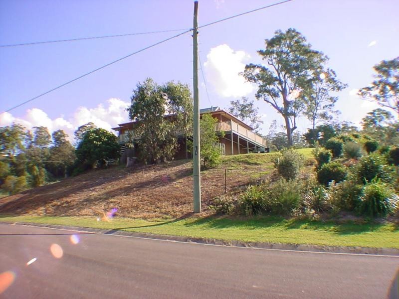 1 Amelia Place, Kureelpa QLD 4560