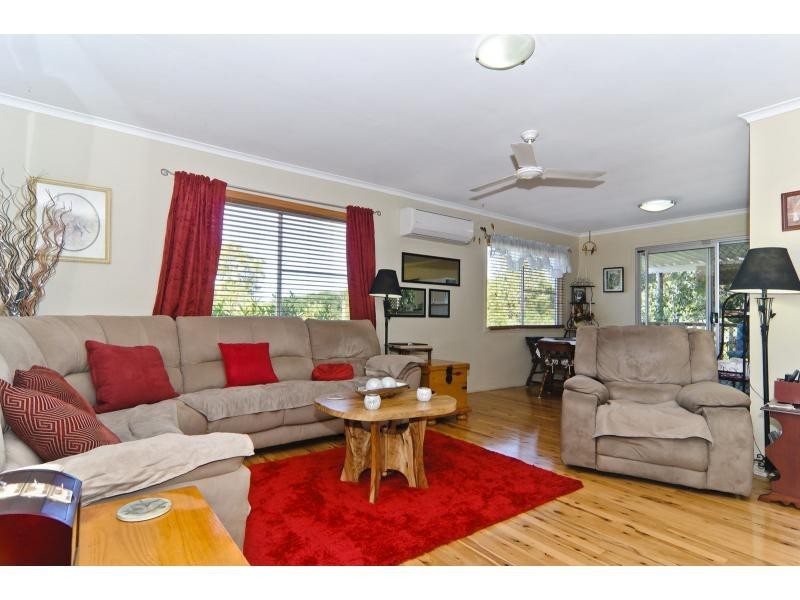 99 Carter Road, Nambour QLD 4560
