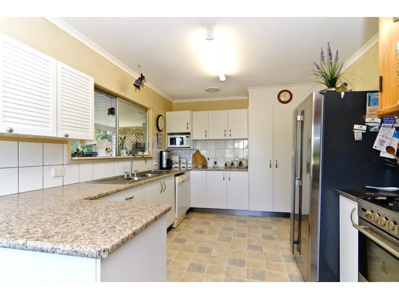 99 Carter Road, Nambour QLD 4560