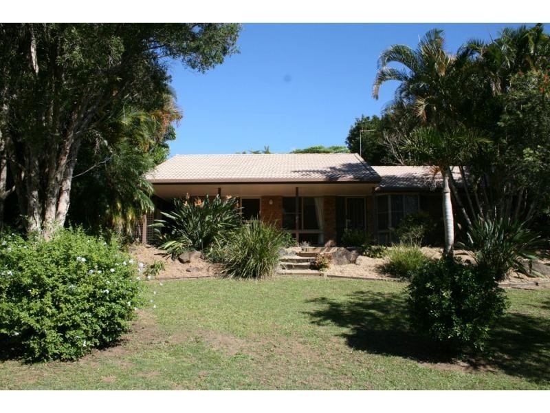 2 Reynolds Close, Woombye QLD 4559