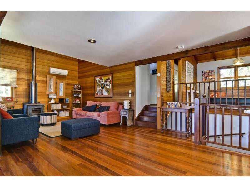 21 Mountain Breeze Court, Coes Creek QLD 4560